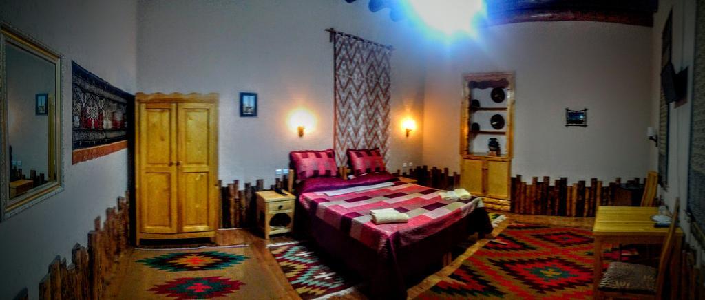 Hotel Qosha Darvoza à Khiva Extérieur photo